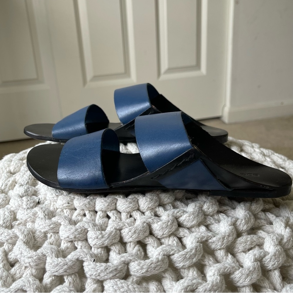 BDG Royal Blue Sandals 7 by Urban Outfitters - Picture 6 of 10